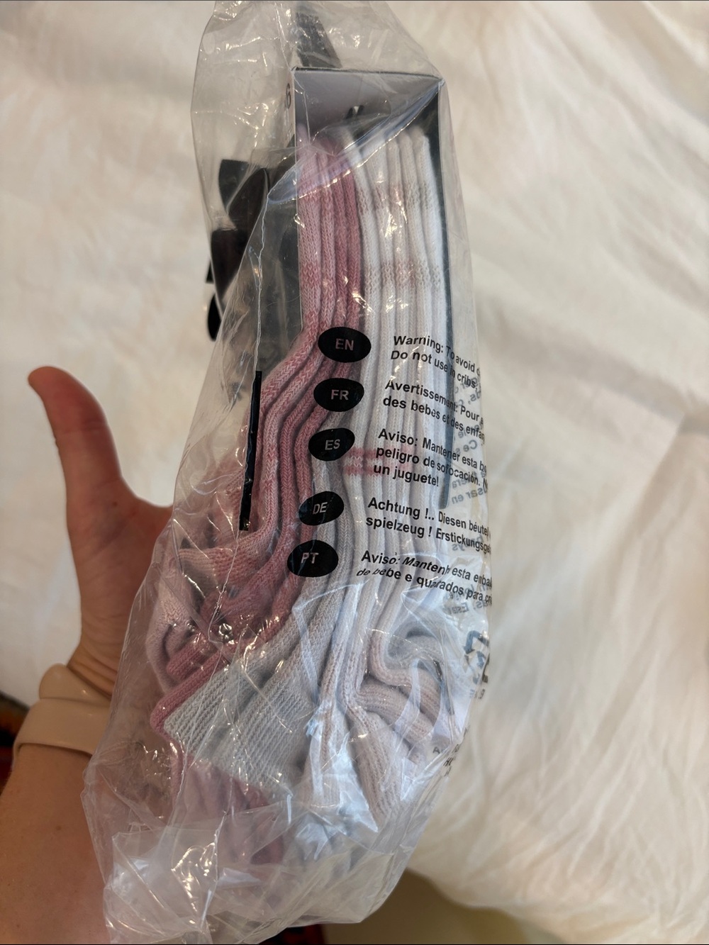 NWT unisex under armour no-show sock pack- 6 pairs,
